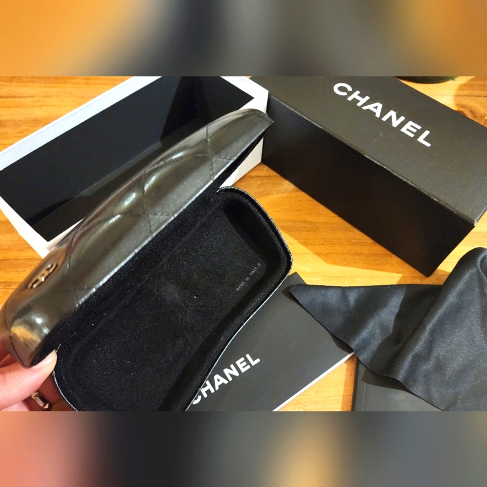 Authentic Leather Chanel Sunglasses/Glasses case